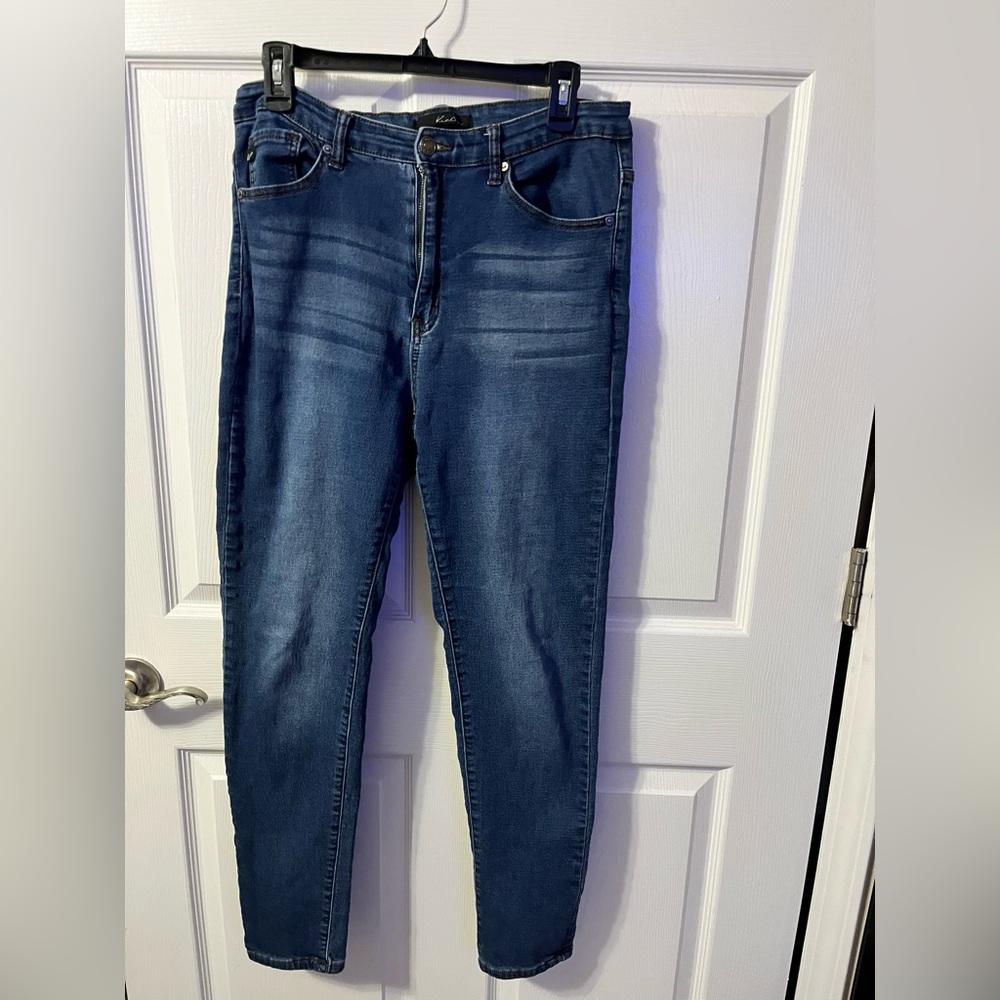 Kancan High Rise Dark Skinny Jeans 13/30 $35 OBO